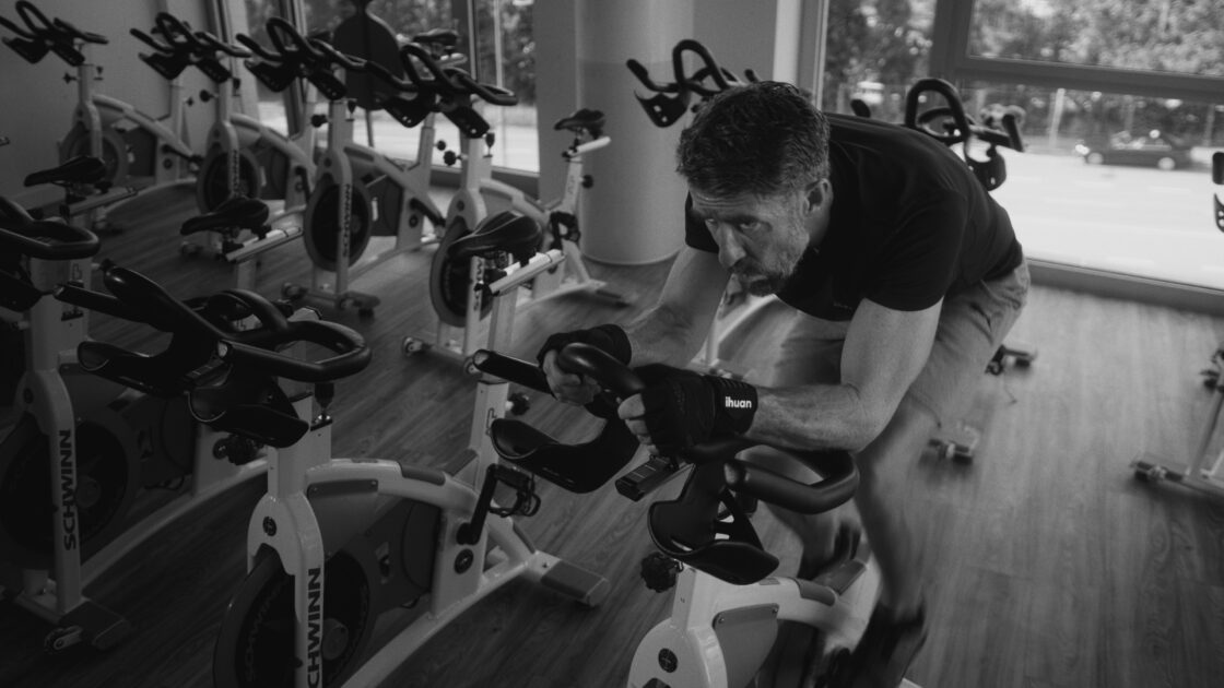 puls fit & wellnessclub Stuttgart × Nobbe