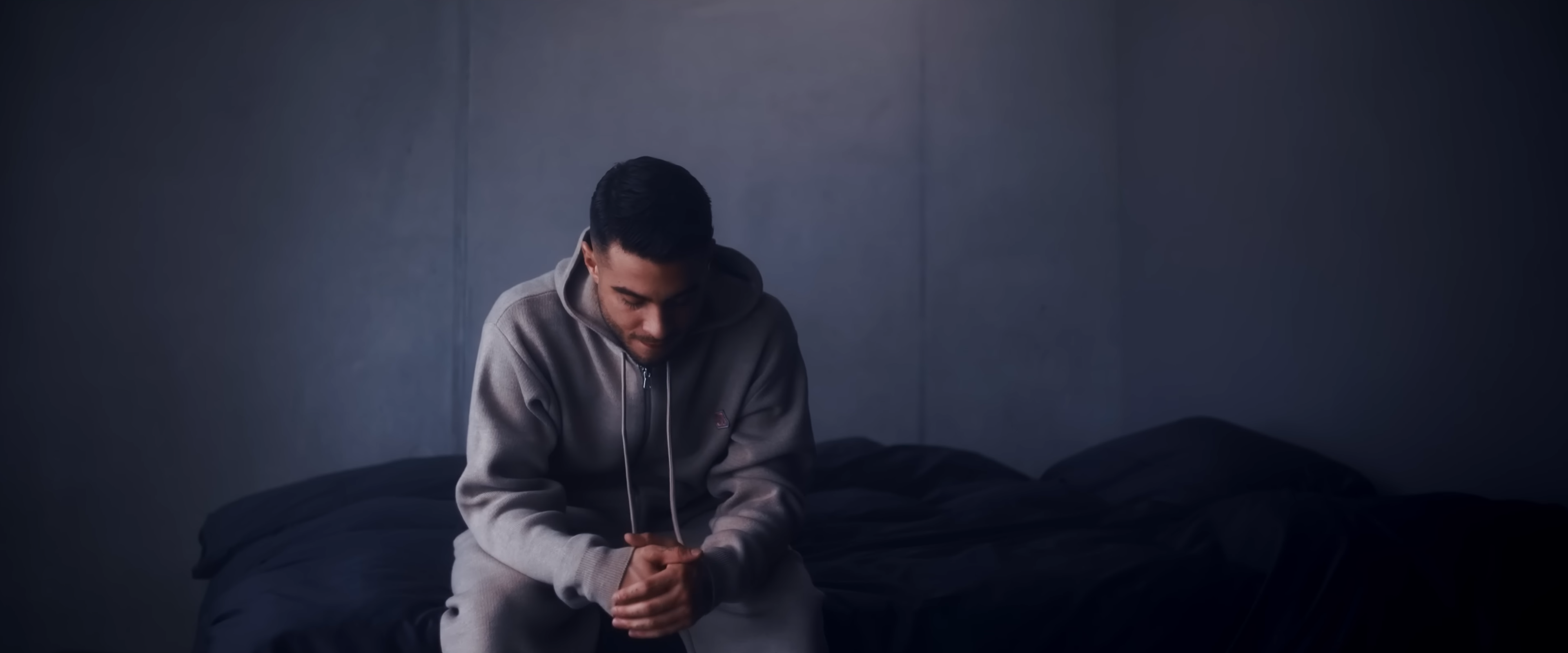 Jamule – Normal zu lieben (Prod. by Frio) [Official Video]